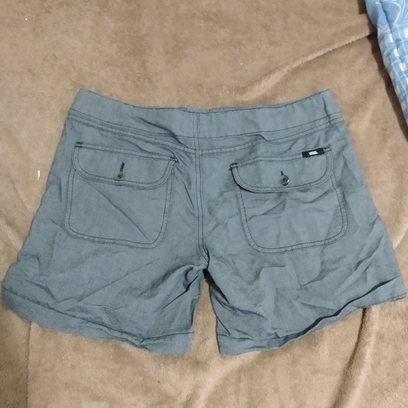 Vans shorts - Picture 2 of 3